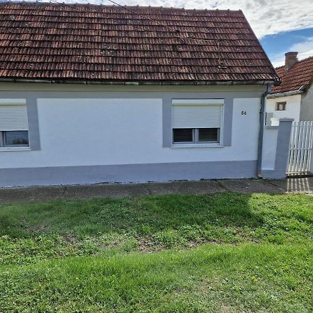 Kuca Na Dan Apartamento Šid Exterior foto