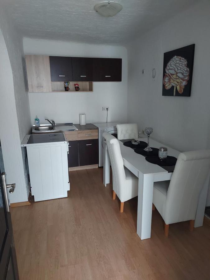 Kuca Na Dan Apartamento Šid Exterior foto
