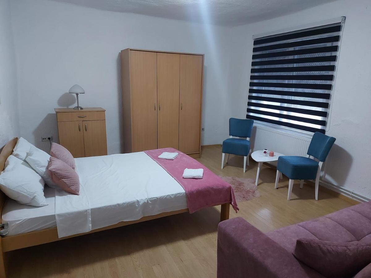 Kuca Na Dan Apartamento Šid Exterior foto
