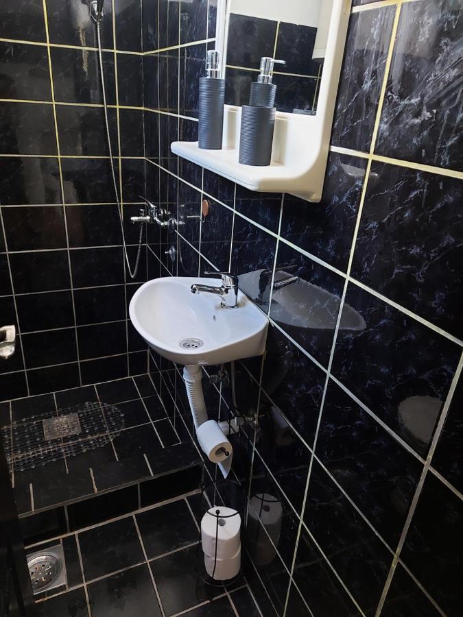 Kuca Na Dan Apartamento Šid Exterior foto